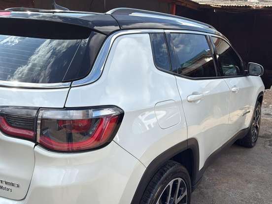 JEEP-COMPASS-2.0 16V DIESEL LIMITED 4X4 AUTOMÁTICO JEEP-COMPASS-2018