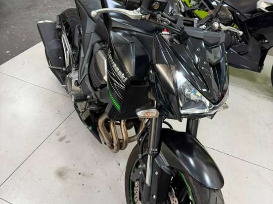 KAWASAKI-Z800 KAWASAKI-Z800-2013