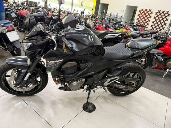 KAWASAKI-Z800 KAWASAKI-Z800-2013