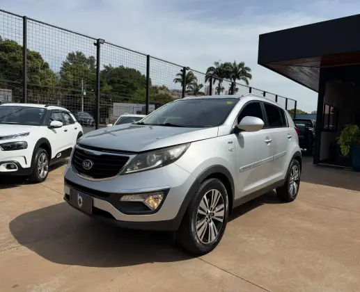 KIA SPORTAGE 2.0 LX 4X2 16V FLEX 4P AUTOMÁTICO KIA SPORTAGE 2.0 LX 4X2 16V FLEX 4P AUTOMÁTICO