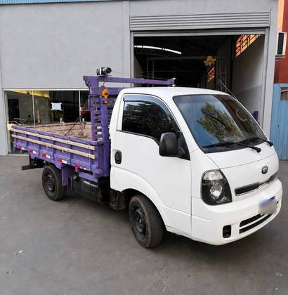 KIA BONGO 2.5 K-2500 4X2 CS TURBO DIESEL 2P MANUAL