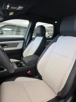 LAND ROVER-DISCOVERY SPORT-2025