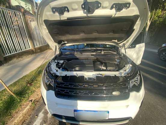 LAND ROVER-DISCOVERY SPORT-2018