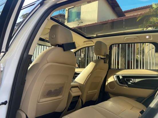 LAND ROVER-DISCOVERY SPORT-2018