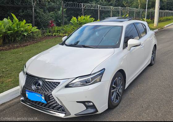 LEXUS CT200H 1.8 LUXURY 16V HÍBRIDO 4P AUTOMÁTICO