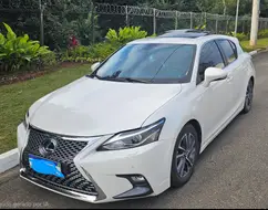 LEXUS CT200H 1.8 LUXURY 16V HÍBRIDO 4P AUTOMÁTICO LEXUS CT200H 1.8 LUXURY 16V HÍBRIDO 4P AUTOMÁTICO