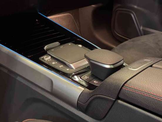 MERCEDES-BENZ-GLB 35 AMG-2.0 CGI GASOLINA 4MATIC SPEEDSHIFT MERCEDES-BENZ-GLB 35 AMG-2022