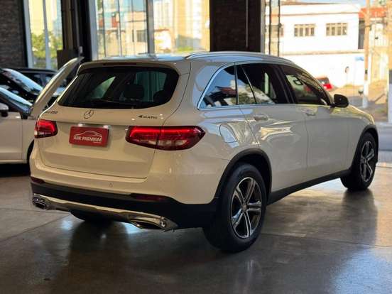 MERCEDES-BENZ-GLC 250-2.0 CGI GASOLINA 4MATIC 9G-TRONIC MERCEDES-BENZ-GLC 250-2016