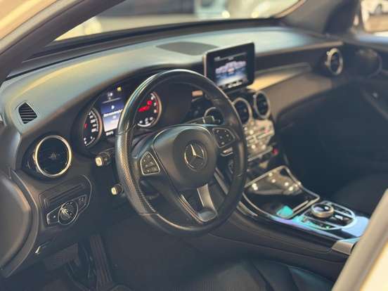 MERCEDES-BENZ-GLC 250-2016