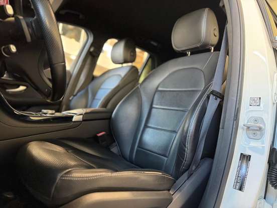 MERCEDES-BENZ-GLC 250-2016