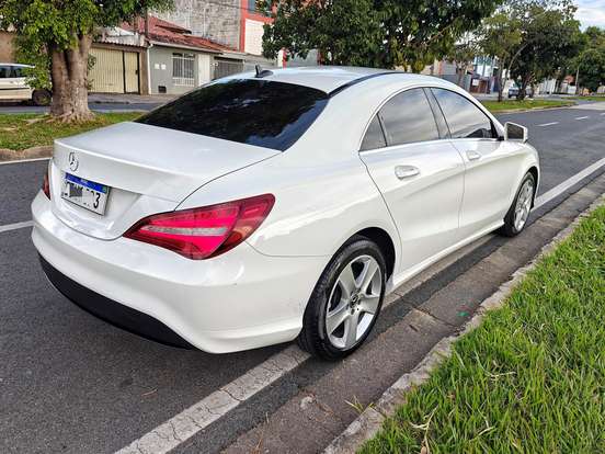 MERCEDES-BENZ-CLA 180-1.6 CGI GASOLINA 7G-DCT MERCEDES-BENZ-CLA 180-2018