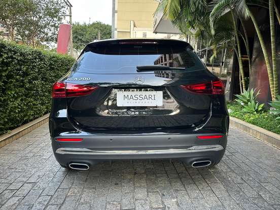 MERCEDES-BENZ-GLA 200-1.3 MHEV AMG LINE 7G-DCT MERCEDES-BENZ-GLA 200-2024