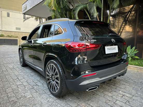 MERCEDES-BENZ-GLA 200-1.3 MHEV AMG LINE 7G-DCT MERCEDES-BENZ-GLA 200-2024