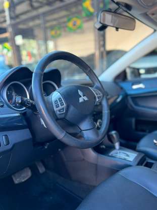 MITSUBISHI-LANCER-2013