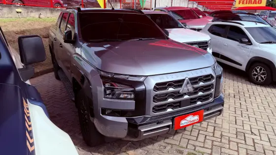 MITSUBISHI TRITON 2.4 BITURBO DIESEL CD KATANA 4X4 AUTOMÁTICO