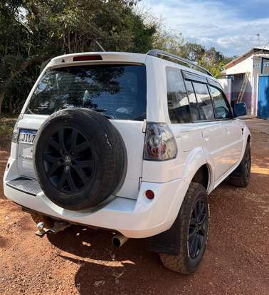 MITSUBISHI-PAJERO TR4-2.0 4X4 16V 140CV FLEX 4P MANUAL MITSUBISHI-PAJERO TR4-2011
