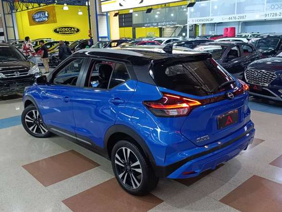 NISSAN-KICKS-2023