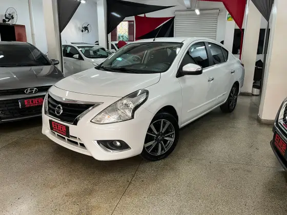 NISSAN VERSA 1.6 16V FLEXSTART SL 4P XTRONIC NISSAN VERSA 1.6 16V FLEXSTART SL 4P XTRONIC