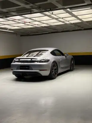 PORSCHE-718-2023
