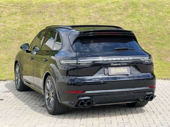 PORSCHE-CAYENNE-2019