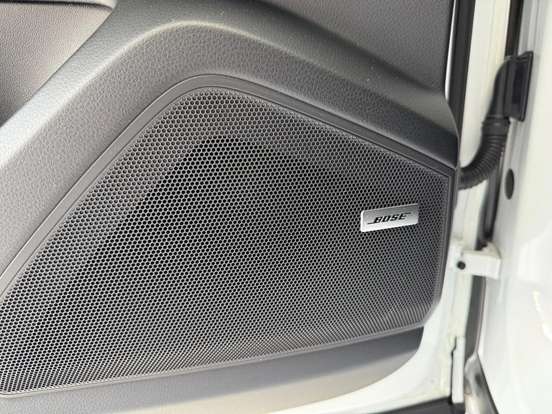 PORSCHE-CAYENNE-2024
