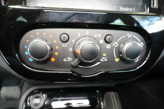 RENAULT-CAPTUR-2021