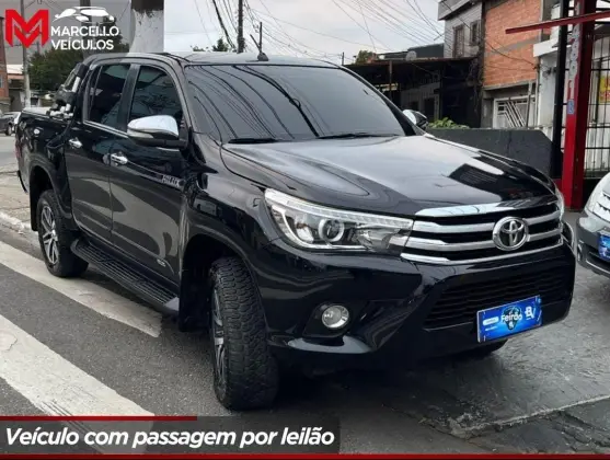 TOYOTA HILUX 2.8 SRX 4X4 CD 16V DIESEL 4P AUTOMÁTICO