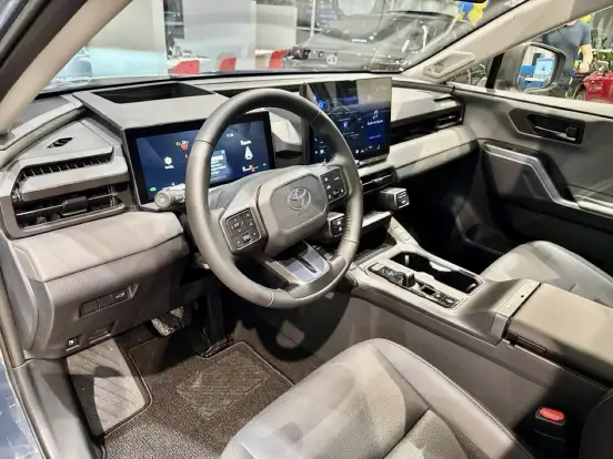 TOYOTA-RAV4-2026