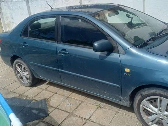 TOYOTA-COROLLA-1.6 XLI 16V GASOLINA 4P AUTOMÁTICO TOYOTA-COROLLA-2002