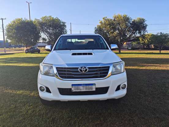 TOYOTA-HILUX-3.0 SRV 4X4 CD 16V TURBO INTERCOOLER DIESEL 4P AUTOMÁTICO TOYOTA-HILUX-2013