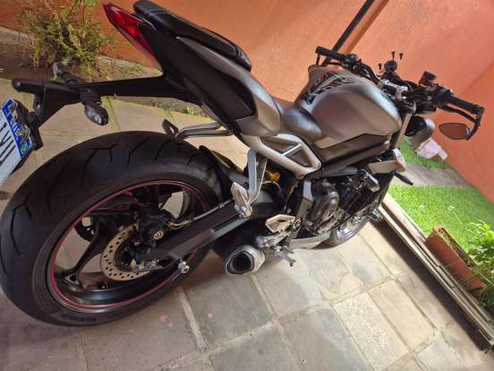TRIUMPH-STREET TRIPLE 765 RS TRIUMPH-STREET TRIPLE 765 RS-2018