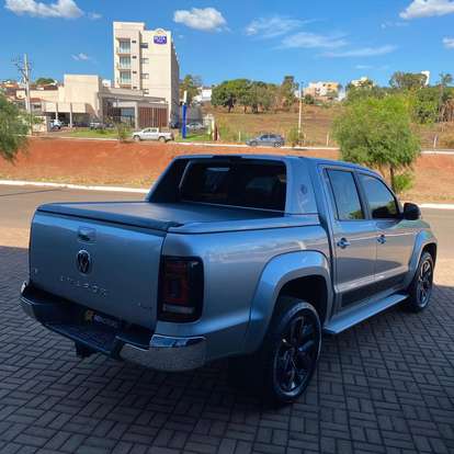 VOLKSWAGEN-AMAROK-2024
