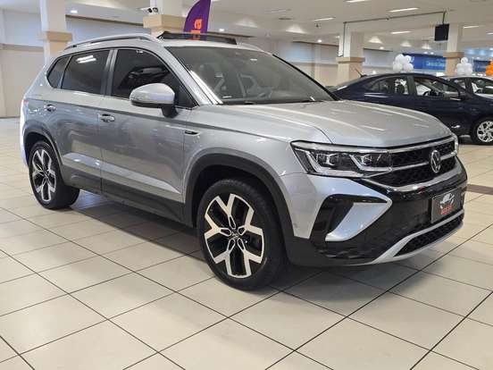 VOLKSWAGEN-TAOS-2024