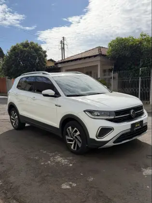 VOLKSWAGEN T-CROSS 1.4 250 TSI TOTAL FLEX HIGHLINE AUTOMÁTICO VOLKSWAGEN T-CROSS 1.4 250 TSI TOTAL FLEX HIGHLINE AUTOMÁTICO