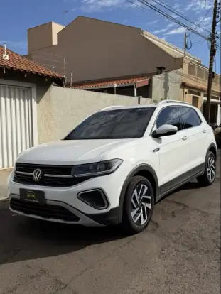 VOLKSWAGEN-T-CROSS-1.4 250 TSI TOTAL FLEX HIGHLINE AUTOMÁTICO VOLKSWAGEN-T-CROSS-2025