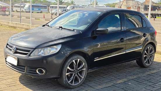 VOLKSWAGEN-GOL-2010