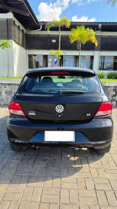 VOLKSWAGEN-GOL-2010