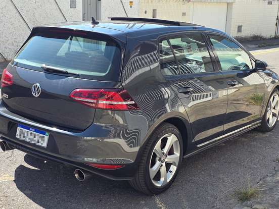 VOLKSWAGEN-GOLF-2.0 TSI GTI 16V TURBO GASOLINA 4P AUTOMÁTICO VOLKSWAGEN-GOLF-2015