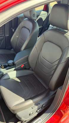 VOLKSWAGEN-JETTA-2024