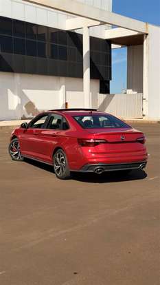 VOLKSWAGEN-JETTA-2024