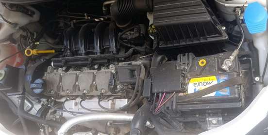 VOLKSWAGEN-SAVEIRO-2021