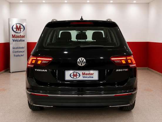 VOLKSWAGEN-TIGUAN-1.4 250 TSI TOTAL FLEX ALLSPACE COMFORTLINE TIPTRONIC VOLKSWAGEN-TIGUAN-2018