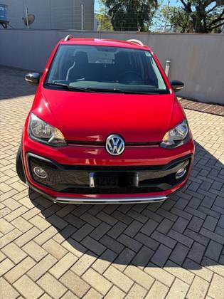 VOLKSWAGEN UP 1.0 170 TSI TOTAL FLEX XTREME 4P MANUAL