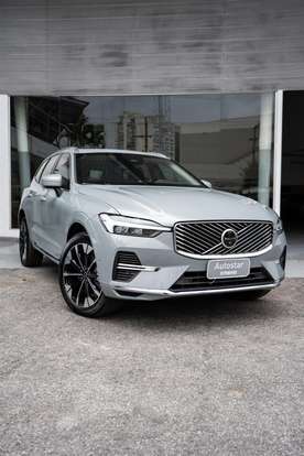 VOLVO-XC60-2025