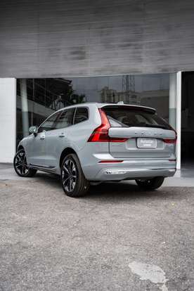 VOLVO-XC60-2.0 T8 PHEV ULTRA AWD GEARTRONIC VOLVO-XC60-2025
