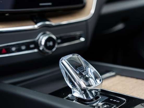 VOLVO-XC60-2.0 T8 PHEV ULTRA AWD GEARTRONIC VOLVO-XC60-2025