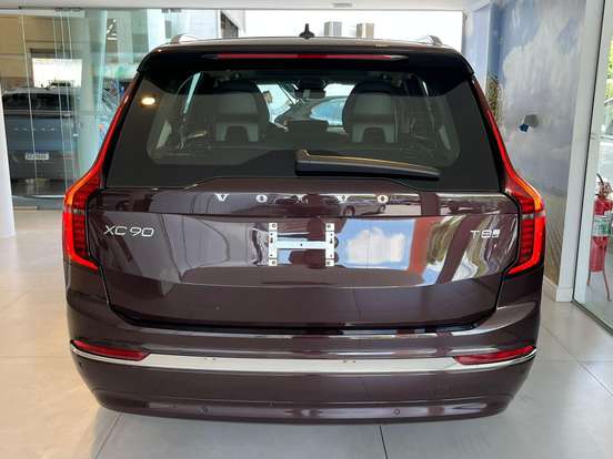 VOLVO-XC90-2026
