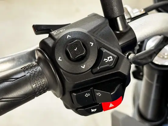 YAMAHA-MT-07 CONNECTED ABS YAMAHA-MT-07 CONNECTED ABS-2025