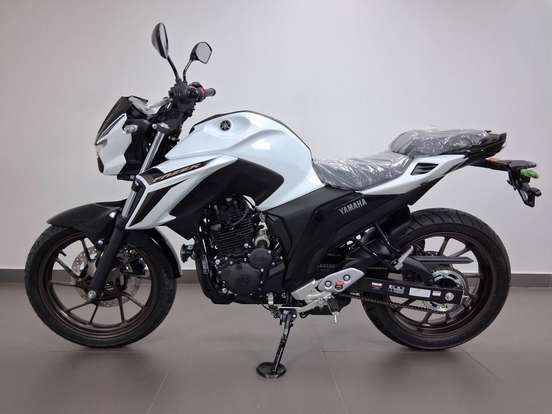 YAMAHA-FZ25 FAZER CONNECTED ABS-2026