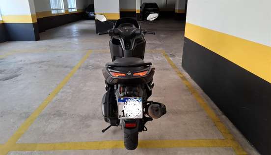 YAMAHA-NMAX CONNECTED 160 ABS-2025
